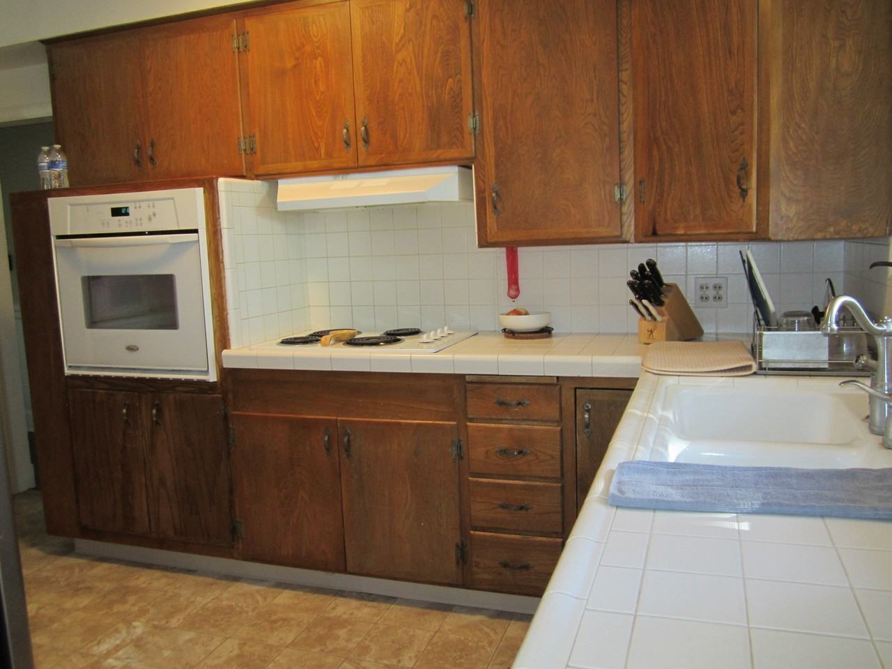 2586 Prince Albert Dr - Photo 5 of 23