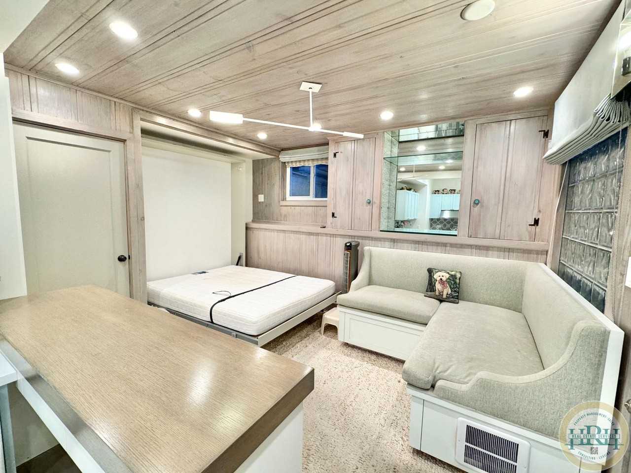 1262 1/2 Sacramento St - Photo 2 of 25