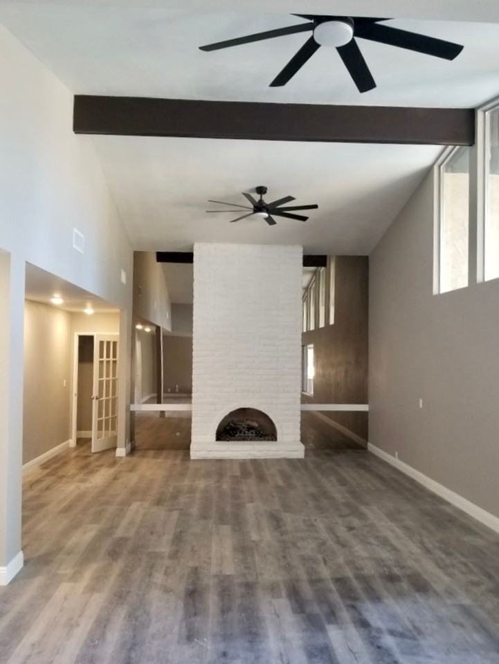 912 Jessica St - Photo 3 of 19