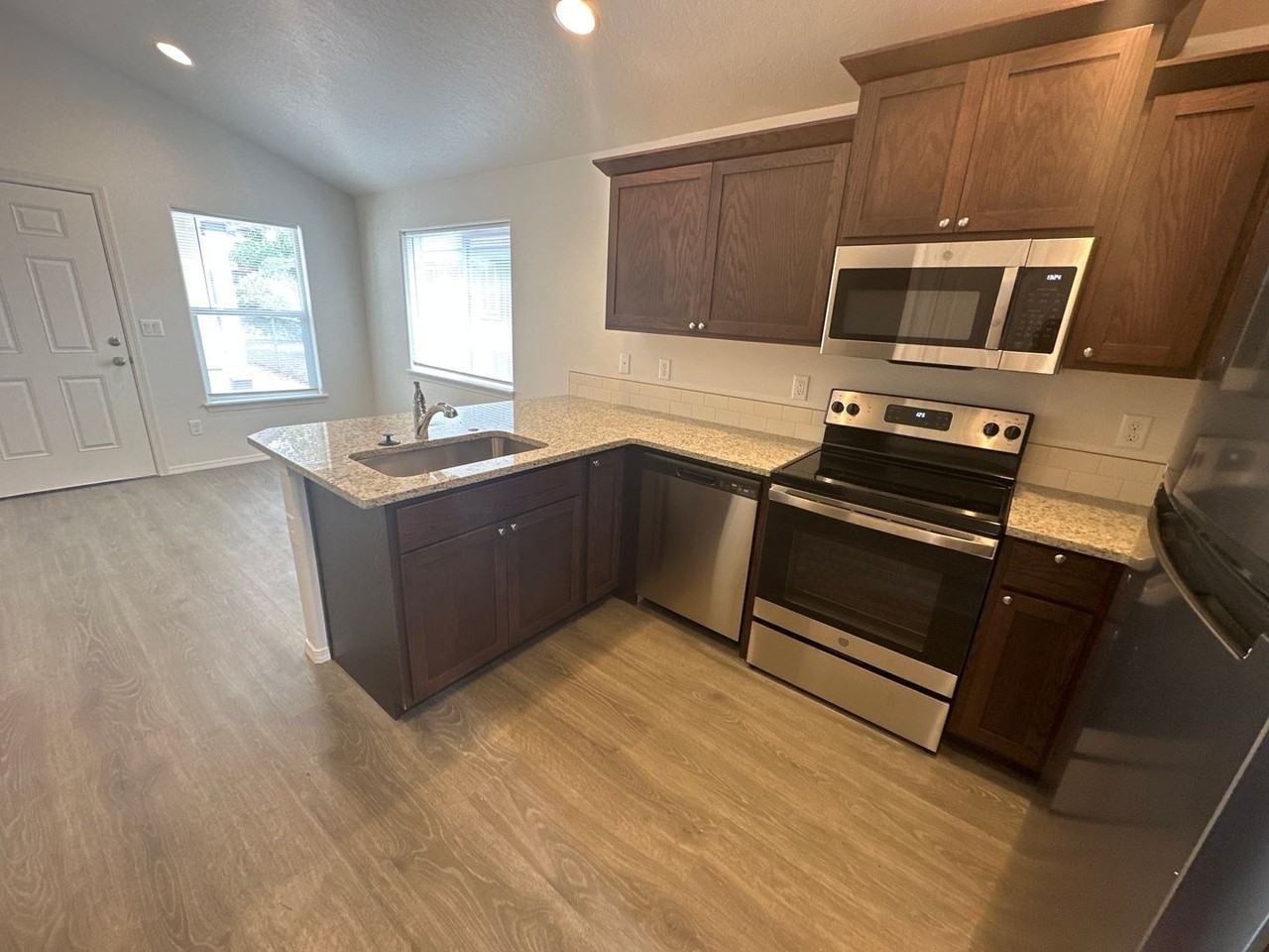 801 801 NE Lafayette - 02 #02 - Photo 5 of 12