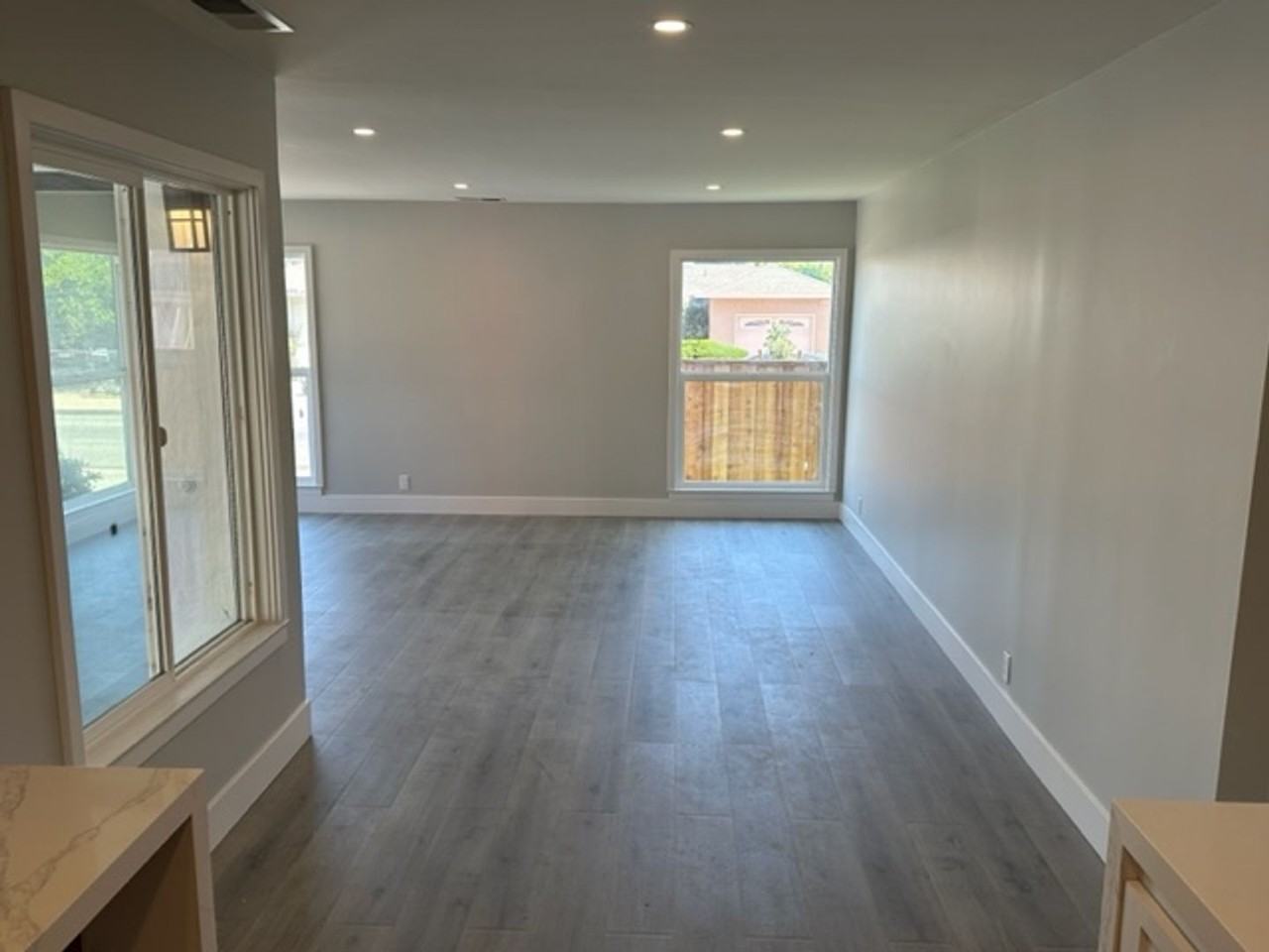 1024 Grand St - Photo 3 of 10
