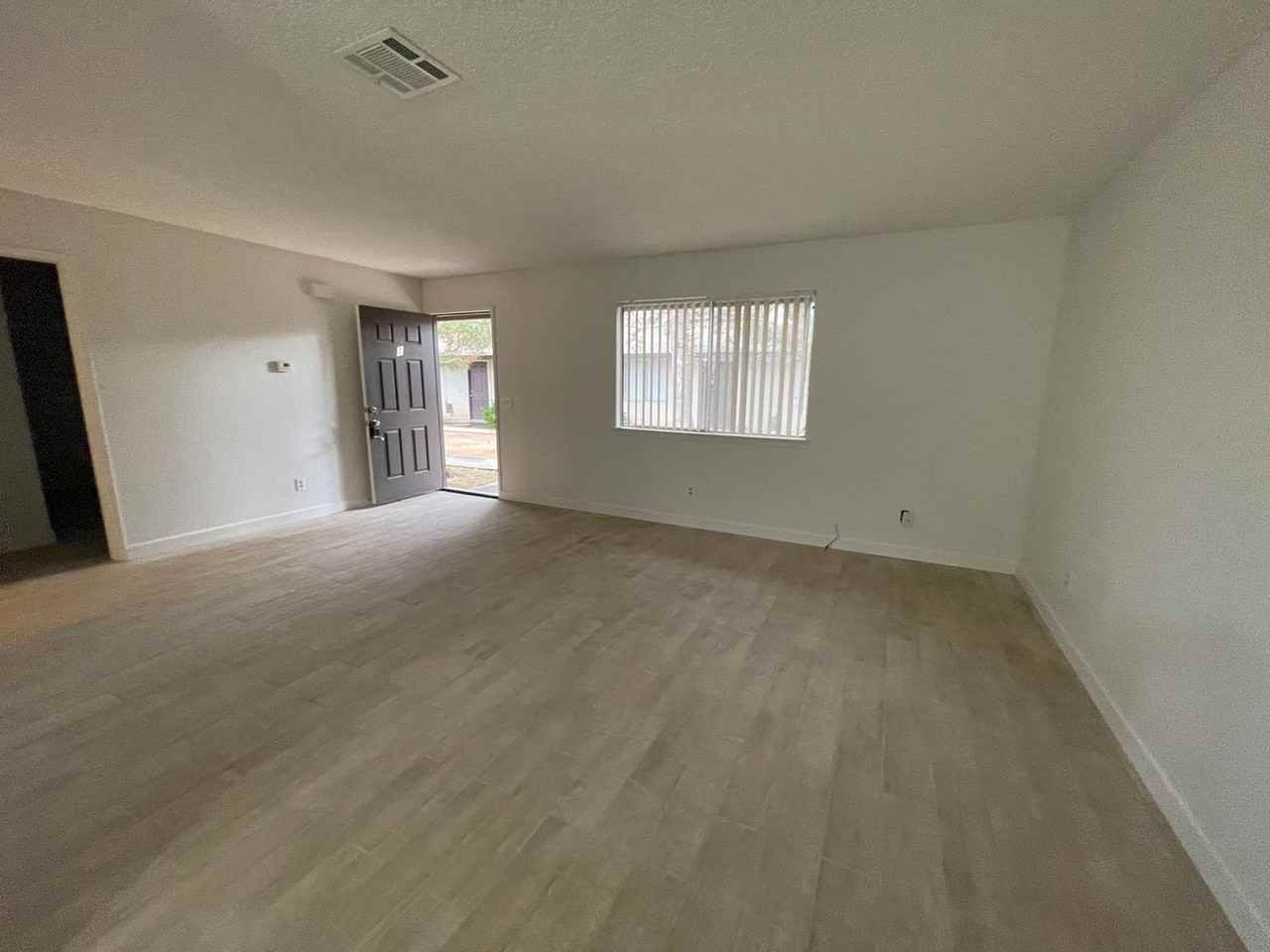 15728 Sago Rd - Photo 4 of 45