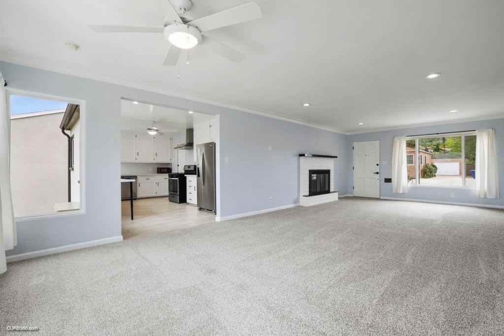 4250 Blackton Dr - Photo 6 of 31
