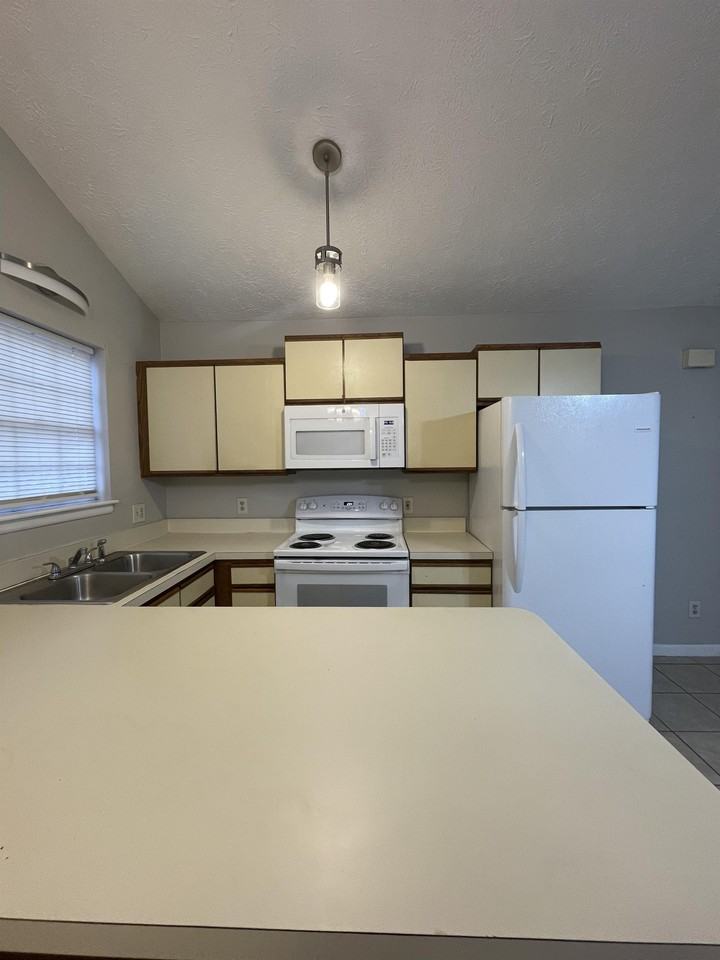 153 Hughes Dr #153 - Photo 2 of 16