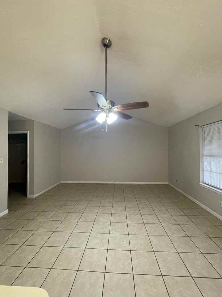 153 Hughes Dr #153 - Photo 3 of 16