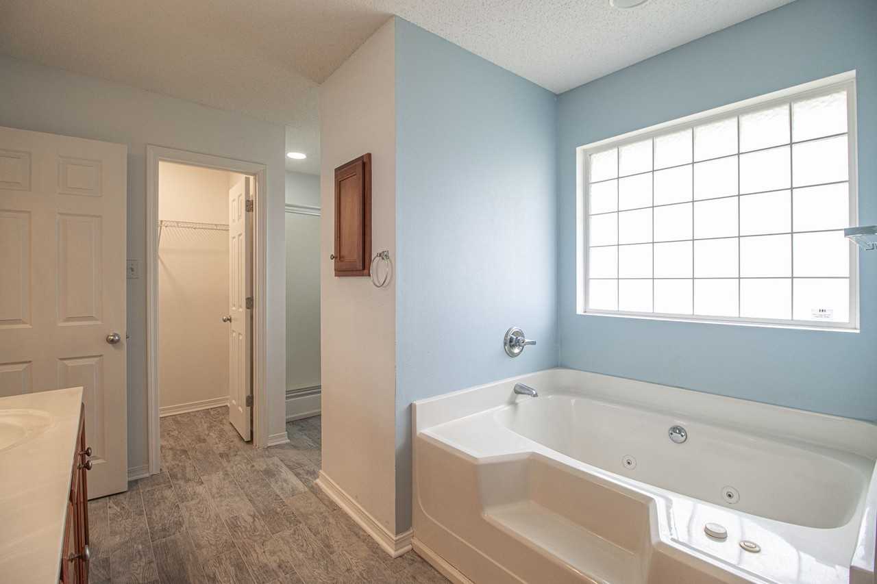 12248 Trish Blvd - Photo 3 of 22