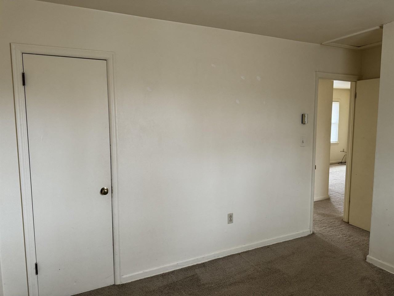 2816 Idlewild Blvd Ne #1 - Photo 3 of 10