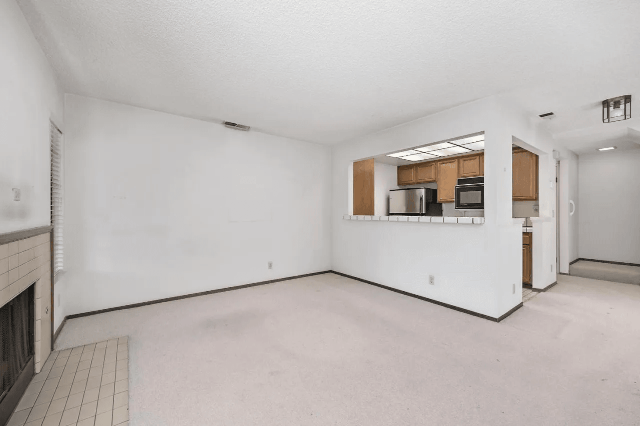 1361 Greenwich Ct #1 - Photo 2 of 20