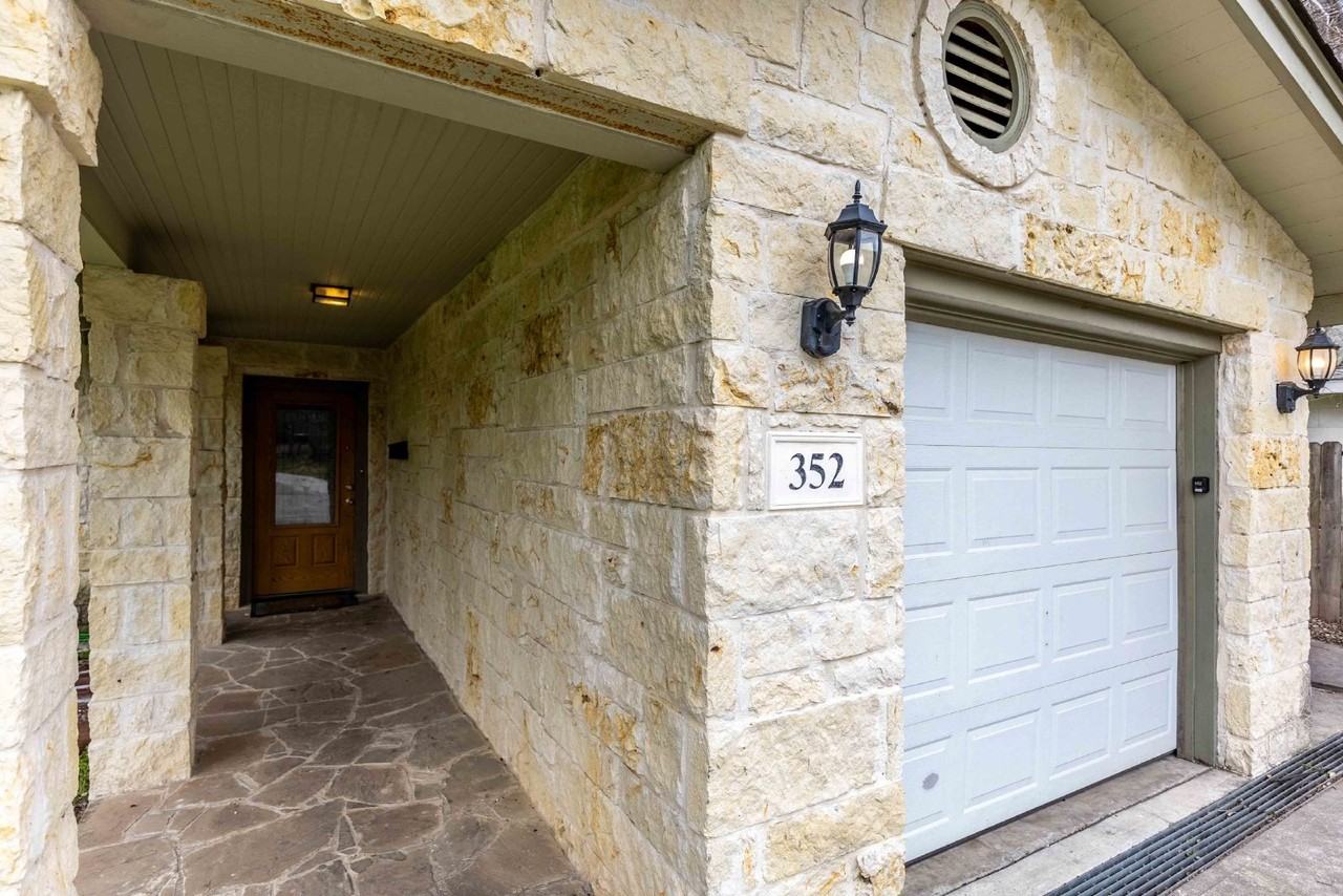 352 Tuttle Rd - Photo 3 of 45