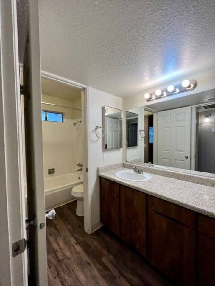 814-Summer Hills Apartments - Photo 7 of 19