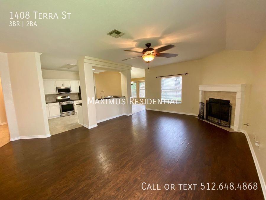 1408 Terra St - Photo 3 of 26