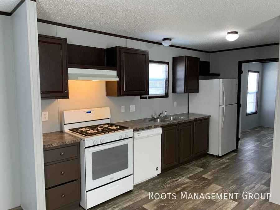 10011 Sharon Dr #96 - Photo 2 of 9