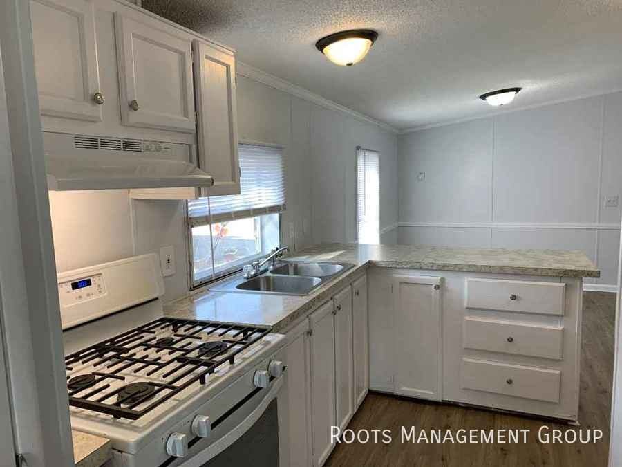 10033 Joan Dr #119 - Photo 3 of 12