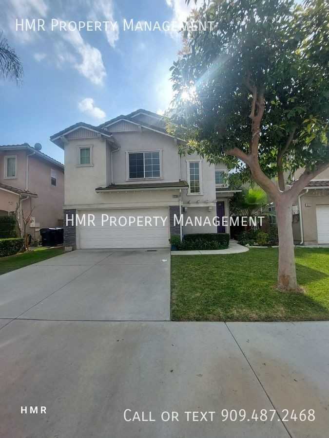 13226 Gyna Ln - Photo 2 of 50