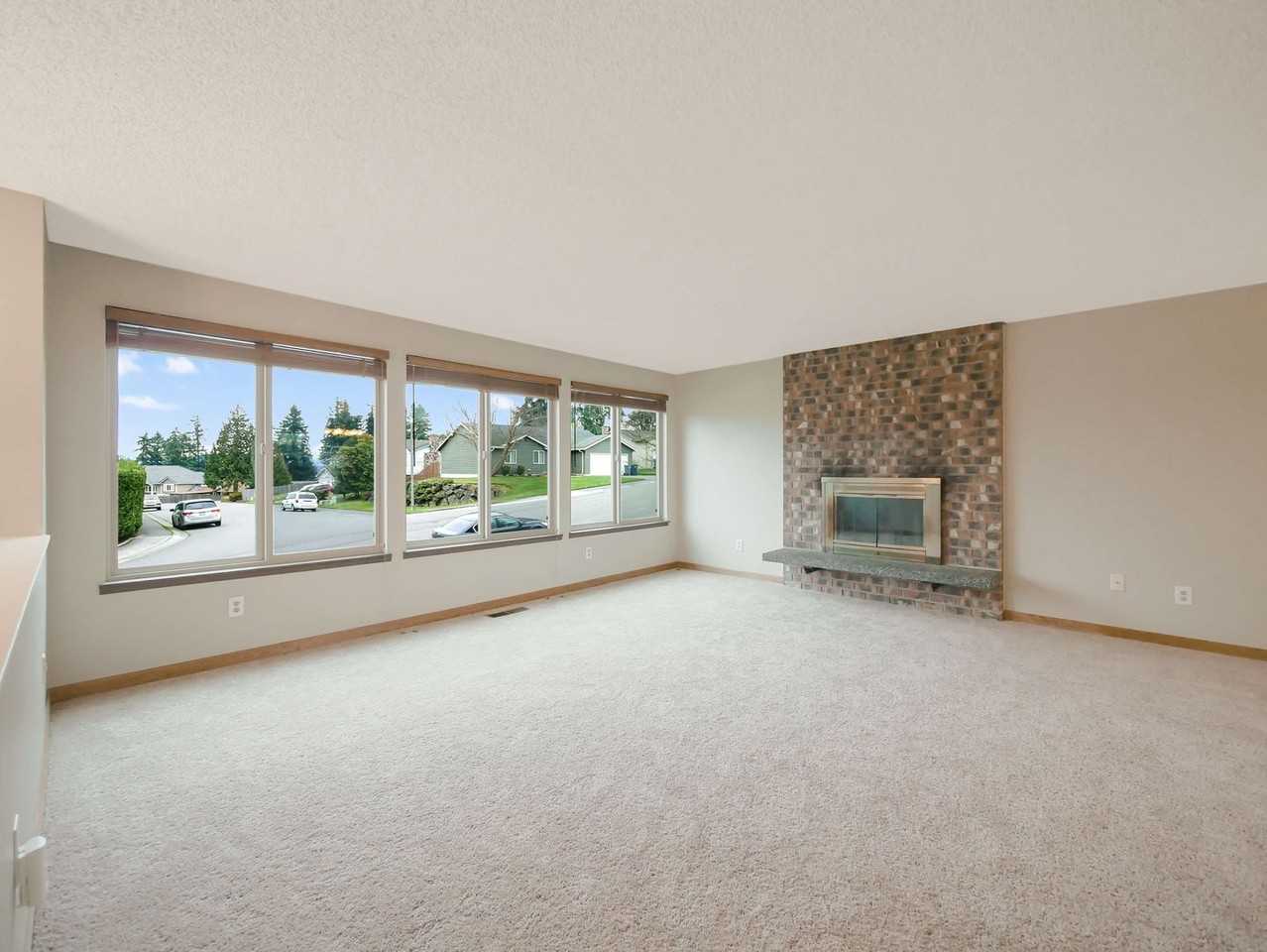 5329 S 297th Pl - Photo 3 of 24