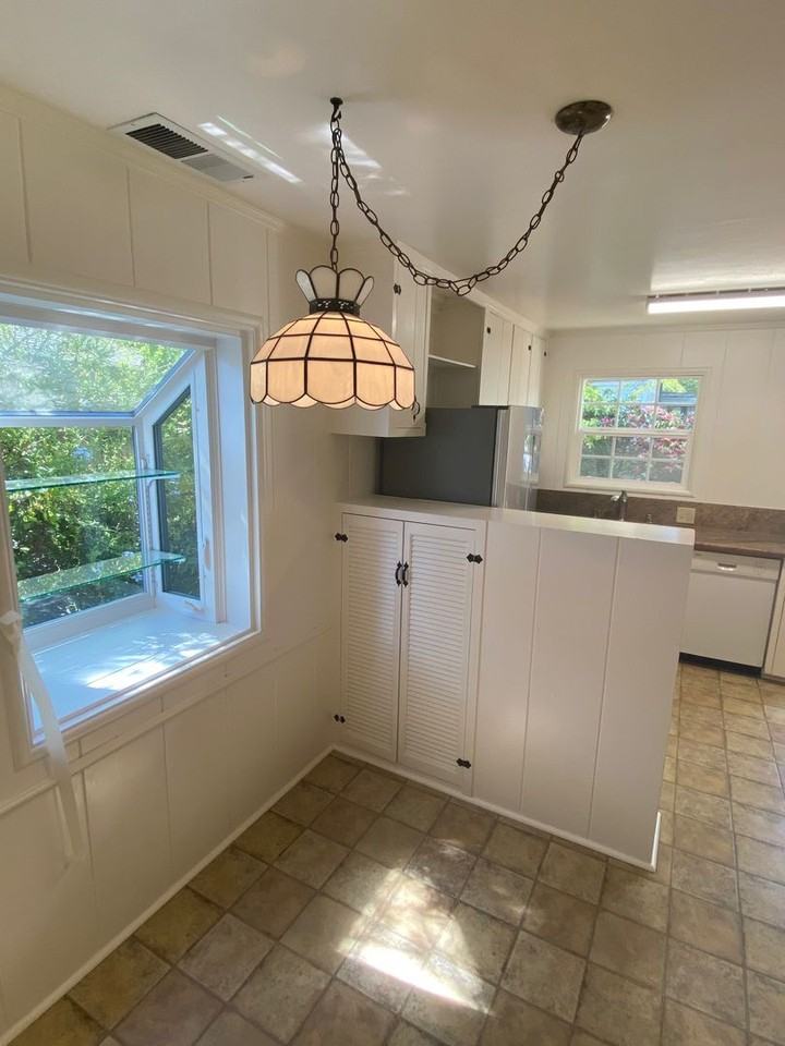 941 Lee Dr - Photo 3 of 16