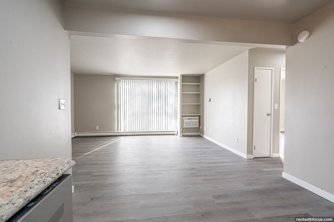 Apple Ridge Apartments - 8871 - Photo 2 of 18