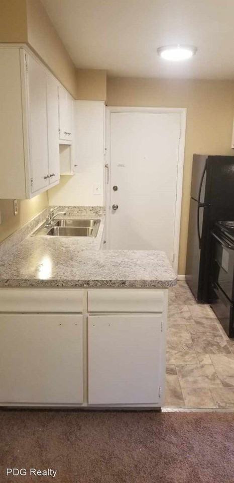 2737 Brownsboro Rd - Photo 2 of 2