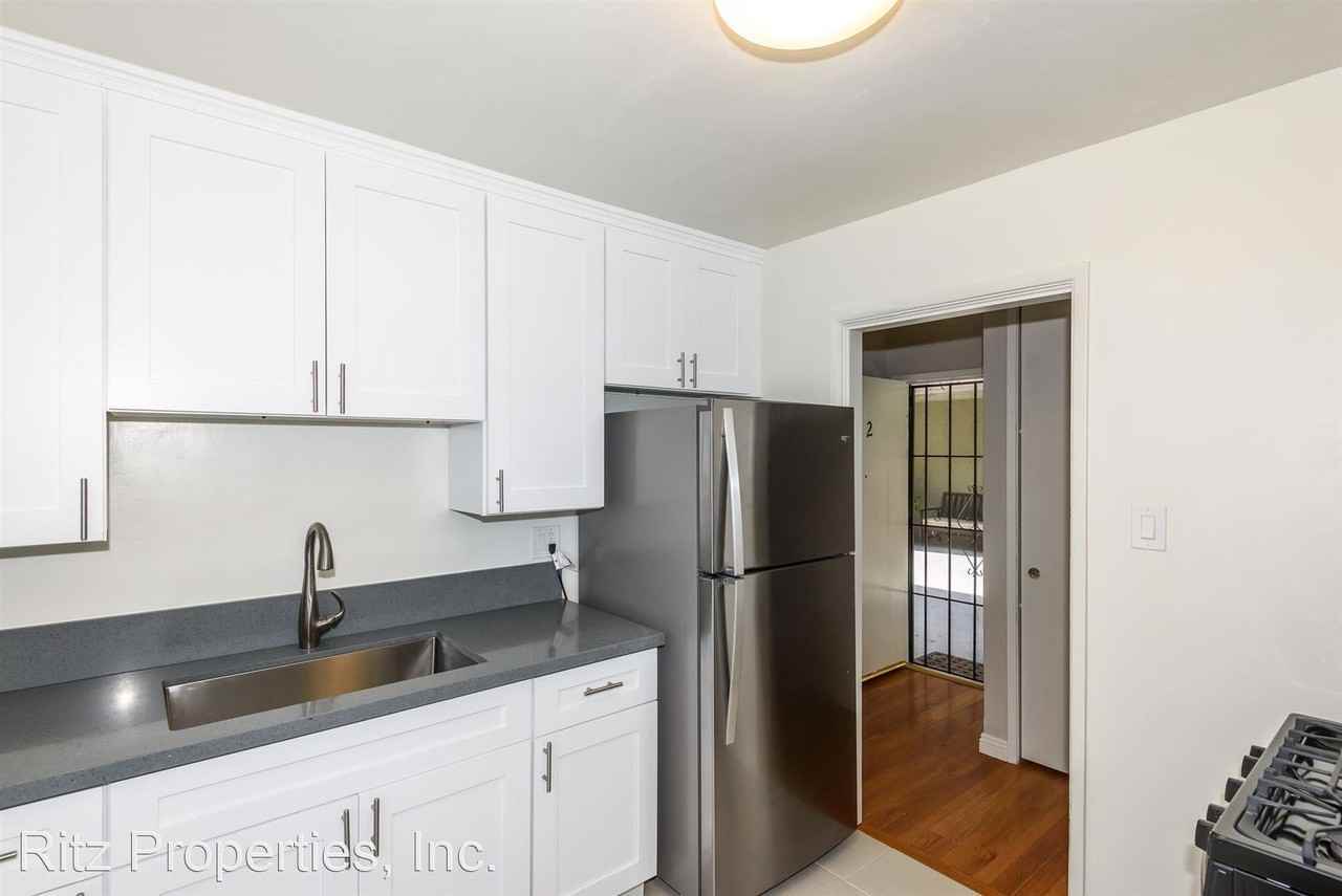 901 Manhattan Blvd. - Photo 3 of 10