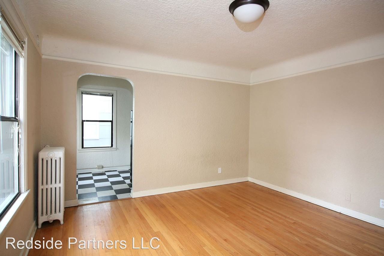 512 Boylston Ave E - Photo 2 of 14