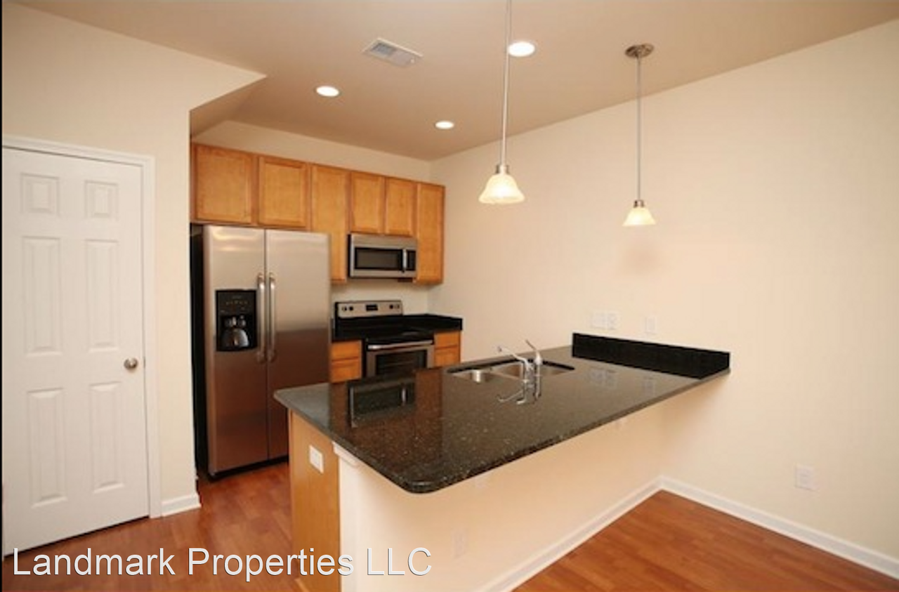 The Townes At Ardwyck - 259 - Photo 2 of 8