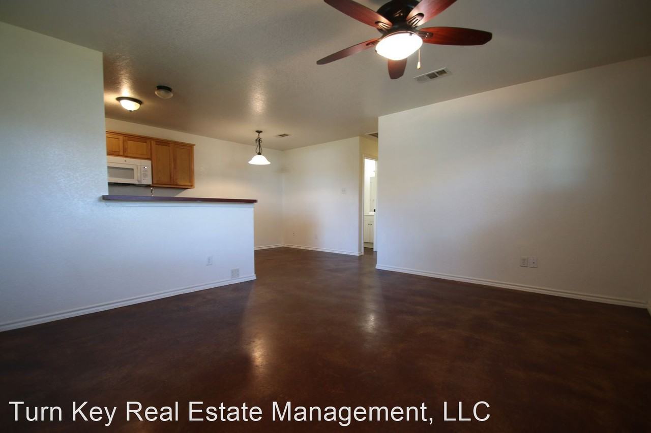 8109-8111 Doreen Ave - Photo 2 of 22