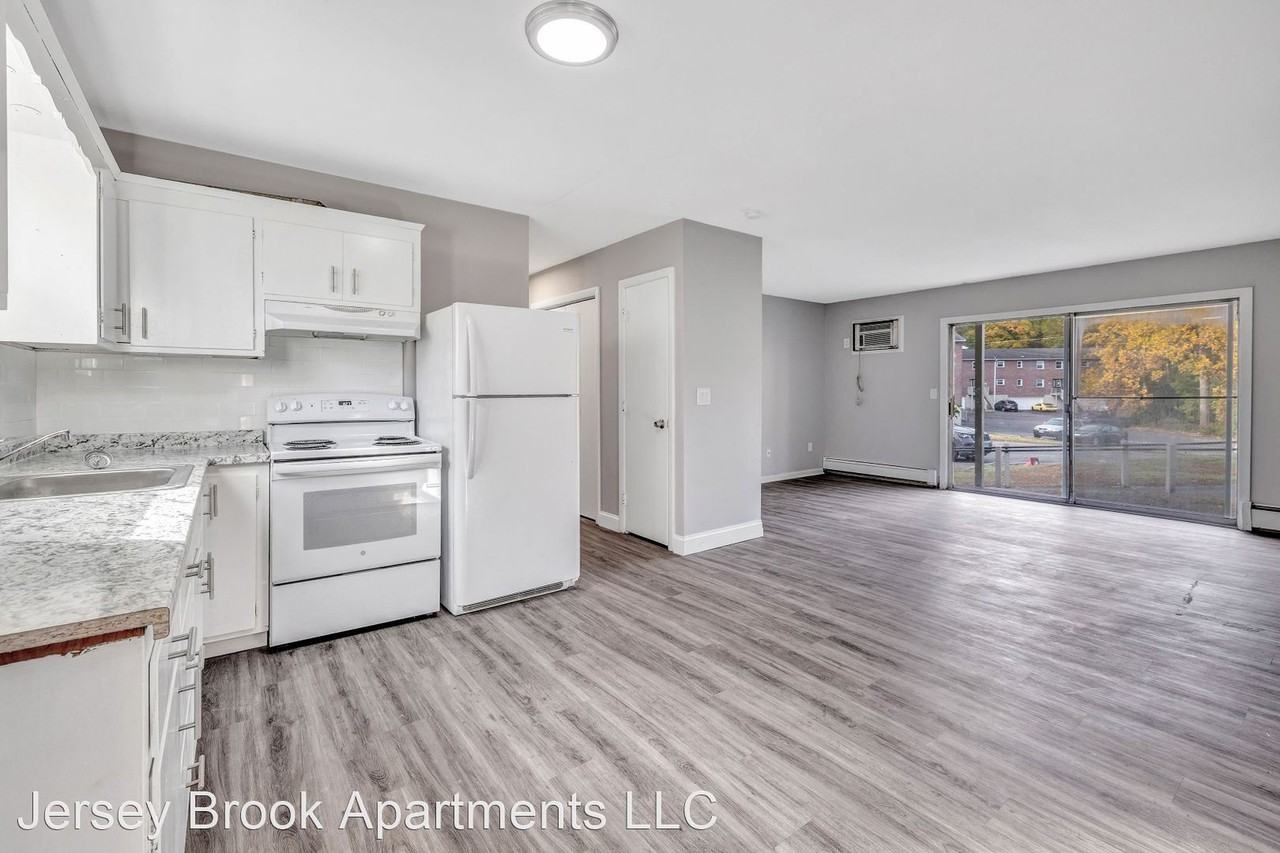 136-168 Jersey Street - Photo 2 of 23