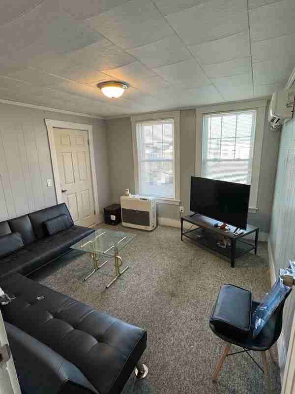 461 Elm St #102 - Photo 2 of 5