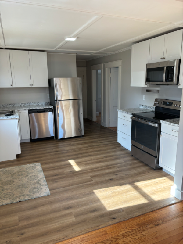 11 Kimball St 1, Waterville, ME 04901 3 Bedroom Apartment for 1,600