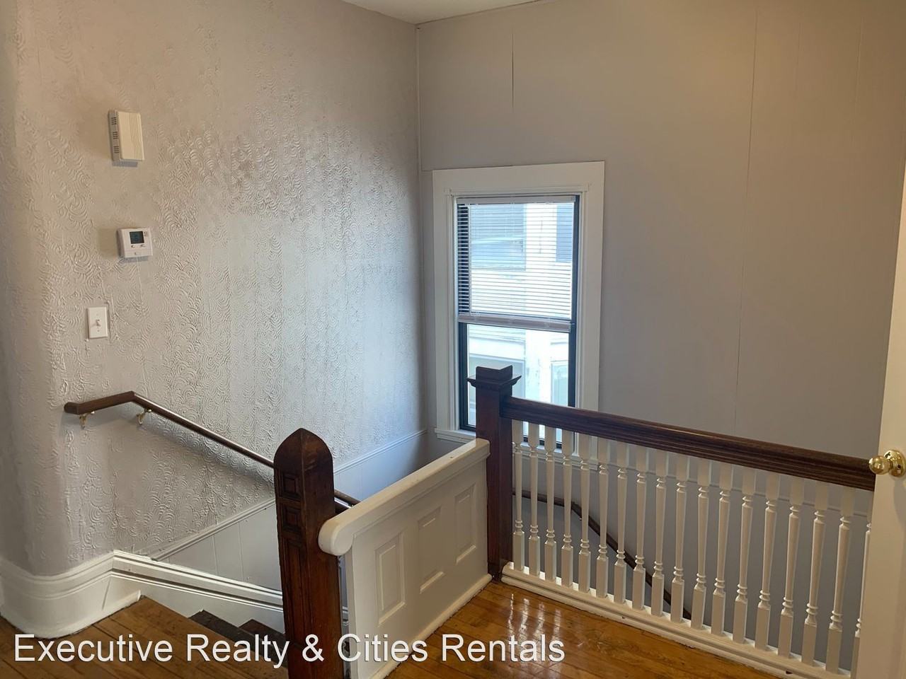 3136 Lyndale Ave S - Photo 2 of 25
