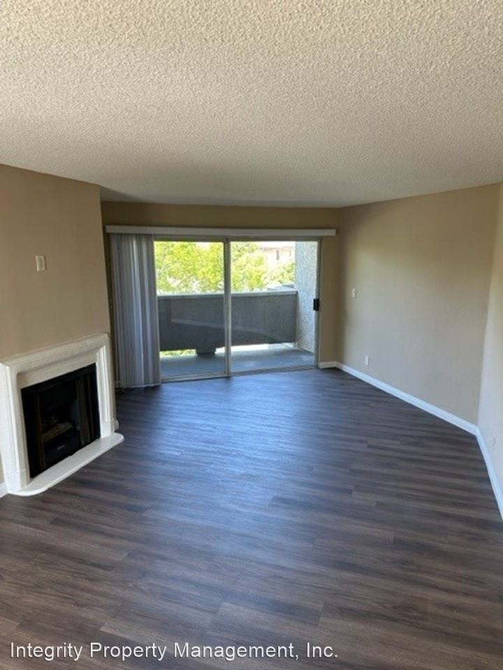 301 Bethany Road - Photo 3 of 13