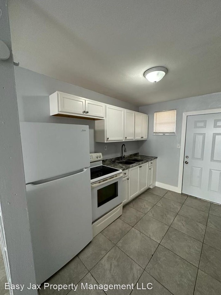 1230 W 3 St. - Photo 3 of 9