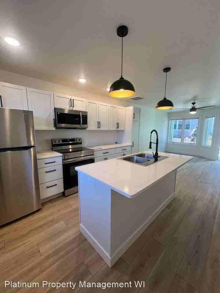 103-107 Radtke St - Photo 2 of 2