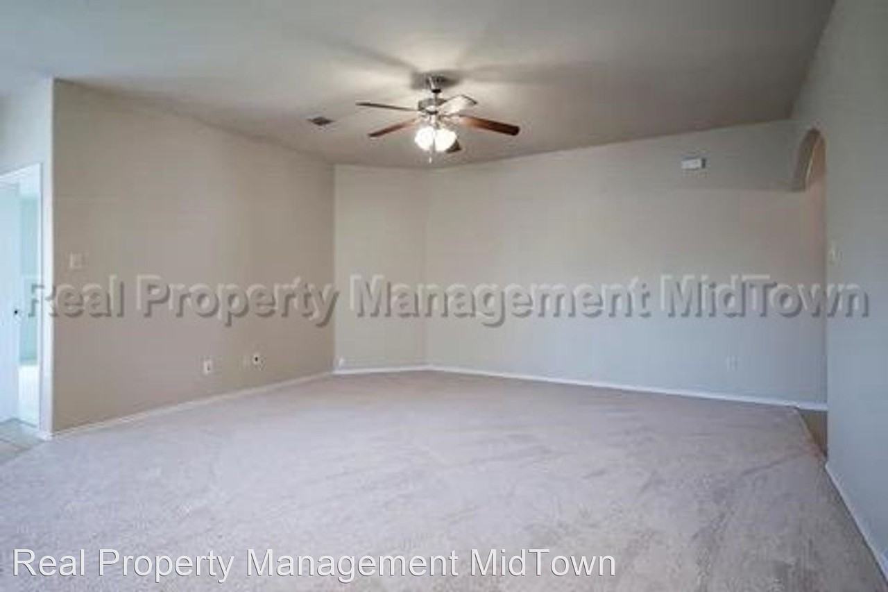 2035 Karsen Ln - Photo 2 of 24