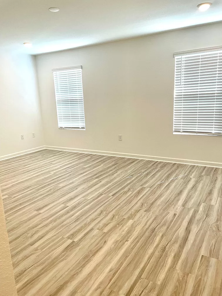 395 Preston Way #NA - Photo 6 of 21