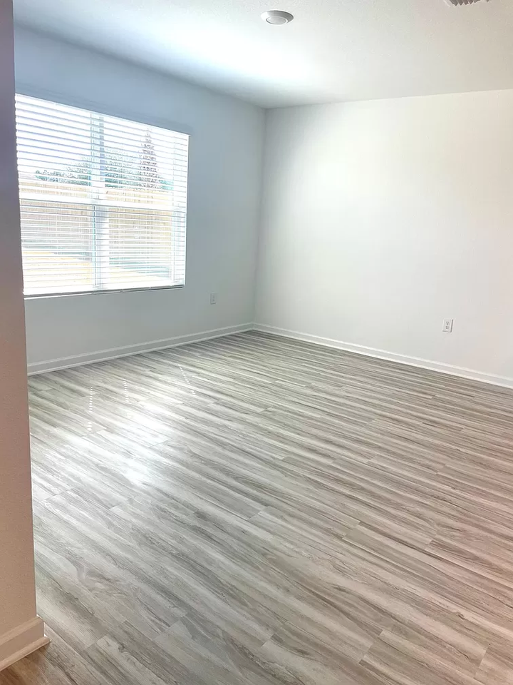 395 Preston Way #NA - Photo 5 of 21