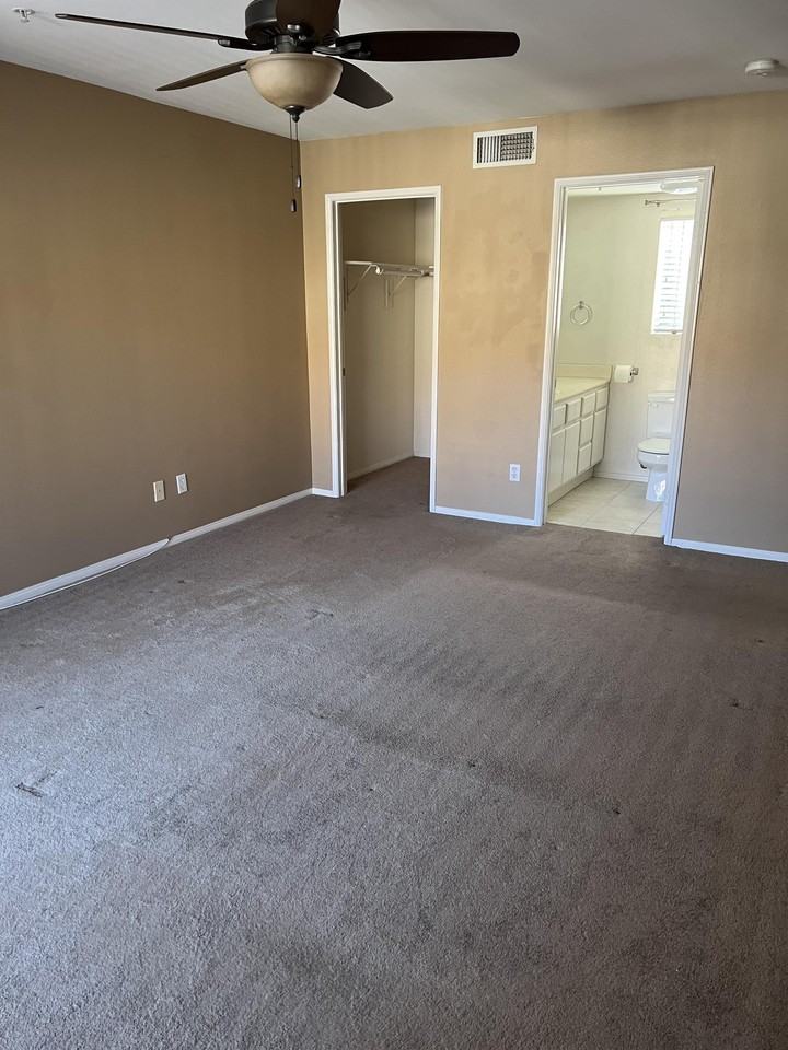1525 E Spruce St #1 - Photo 5 of 22