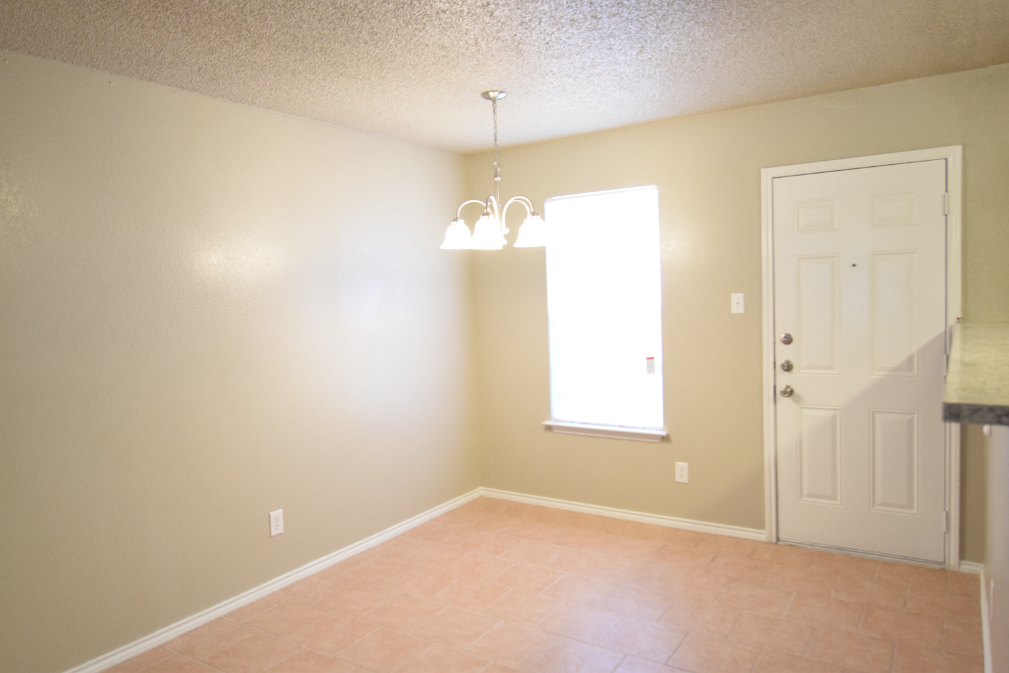 1419 Amber Rd #NA - Photo 6 of 20