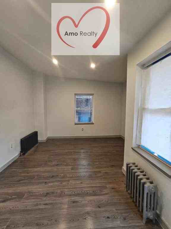 206 Grafton Street - Photo 3 of 10