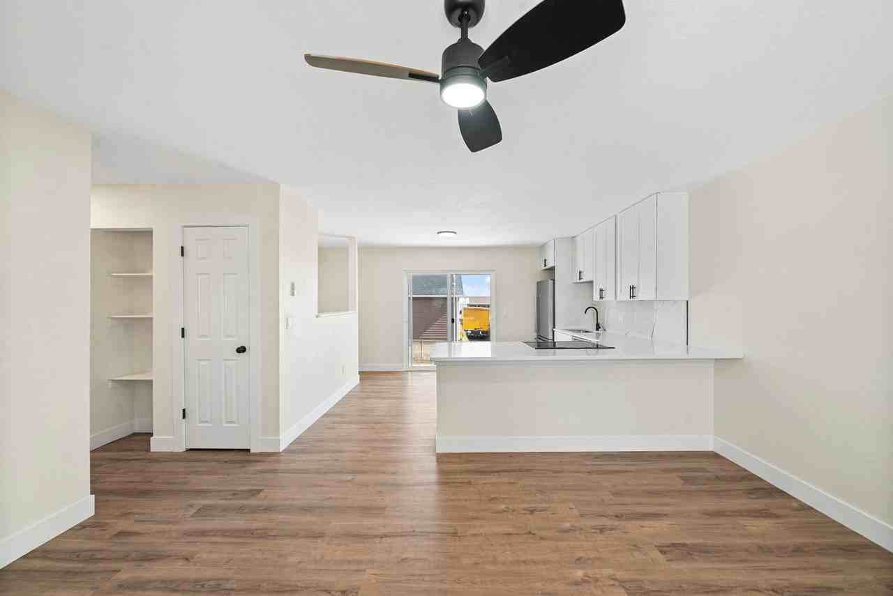 6364 Julian St - Photo 7 of 21