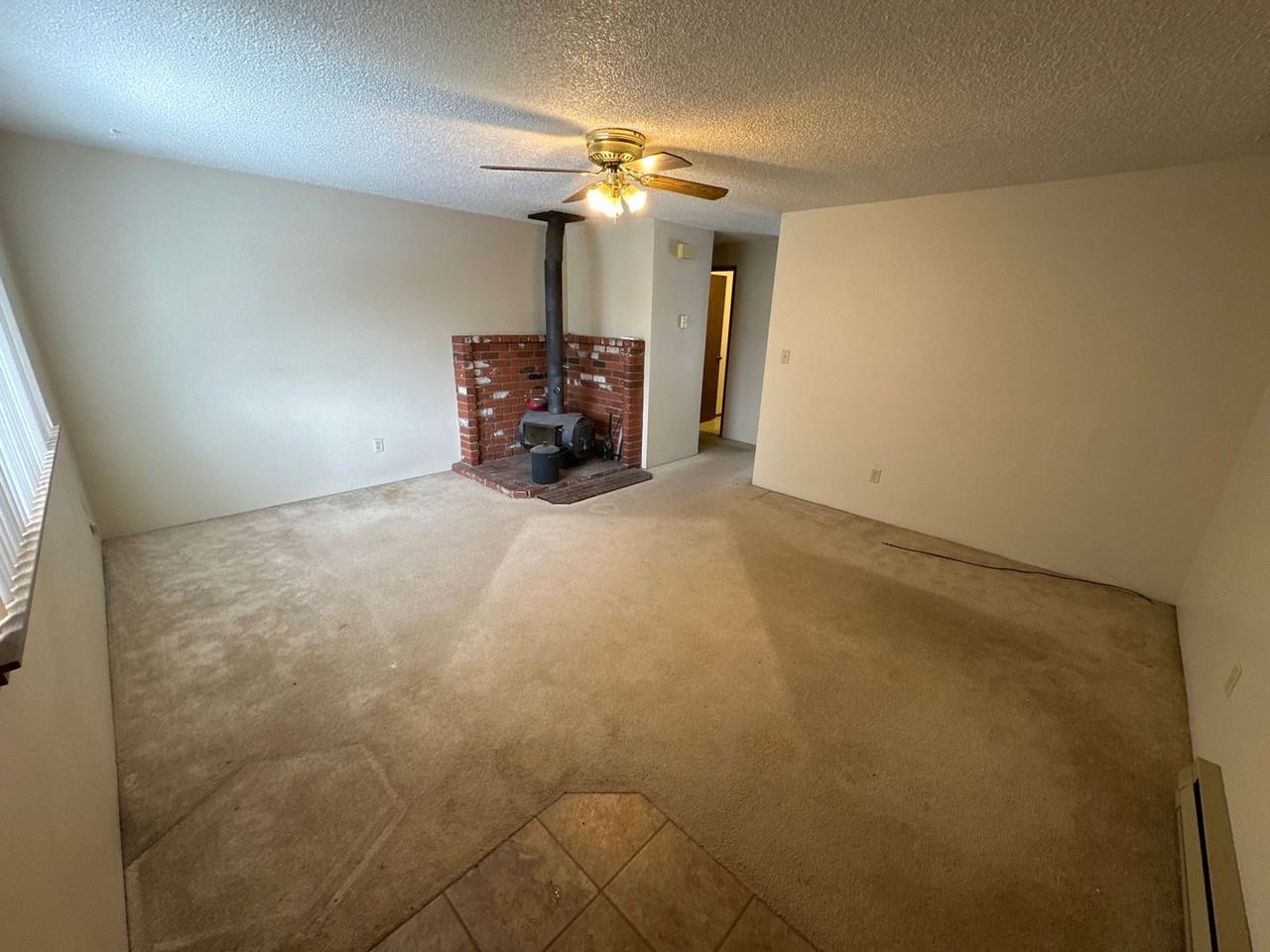 503 Se Wilson Ave - Photo 2 of 14