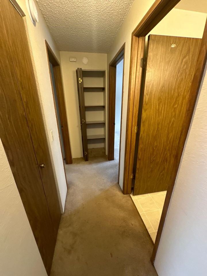 503 Se Wilson Ave - Photo 5 of 14
