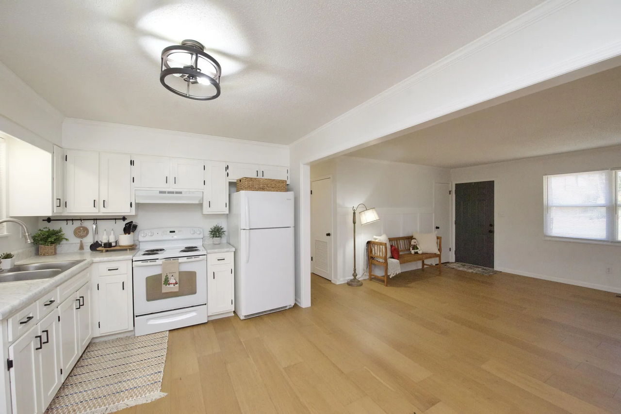 138 Gieger Rd Ne - Photo 2 of 14