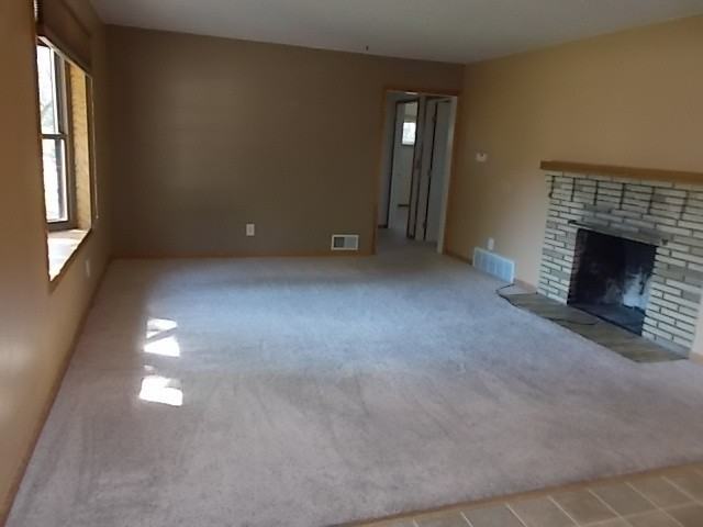2414 Meadowood St - Photo 4 of 11
