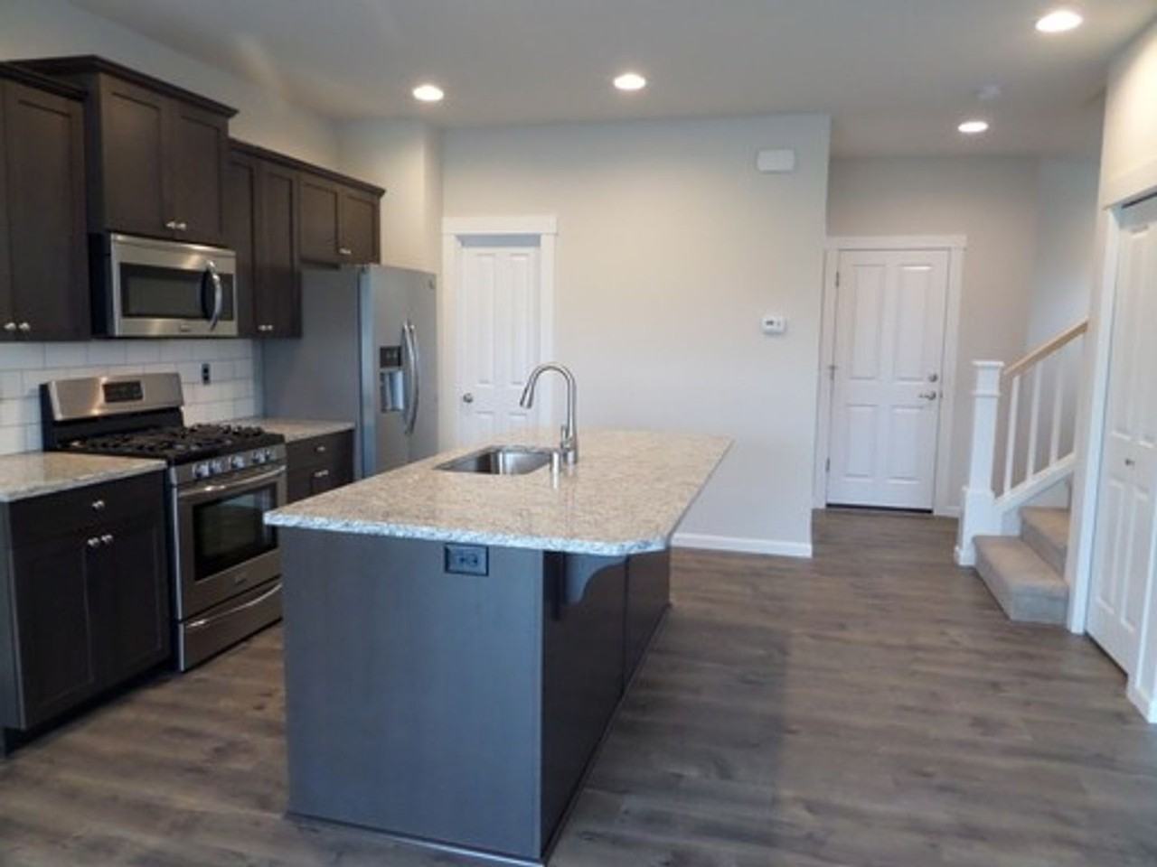 2874 82nd Avenue Ct E - Photo 2 of 31