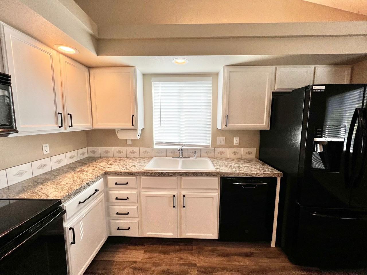 509 Haven Dr - Photo 5 of 32