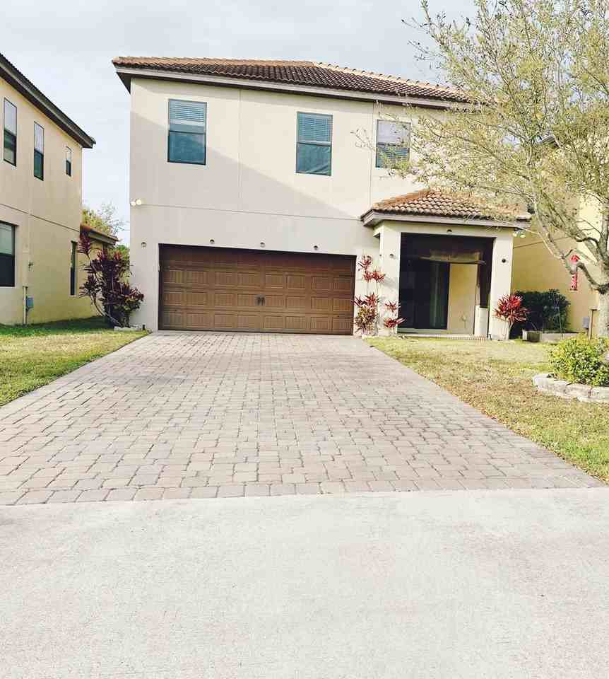 327 Chickasaw Berry Rd - Photo 2 of 21