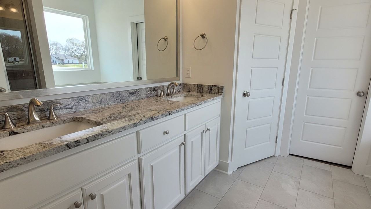 1575 Frankel Ave - Photo 2 of 9