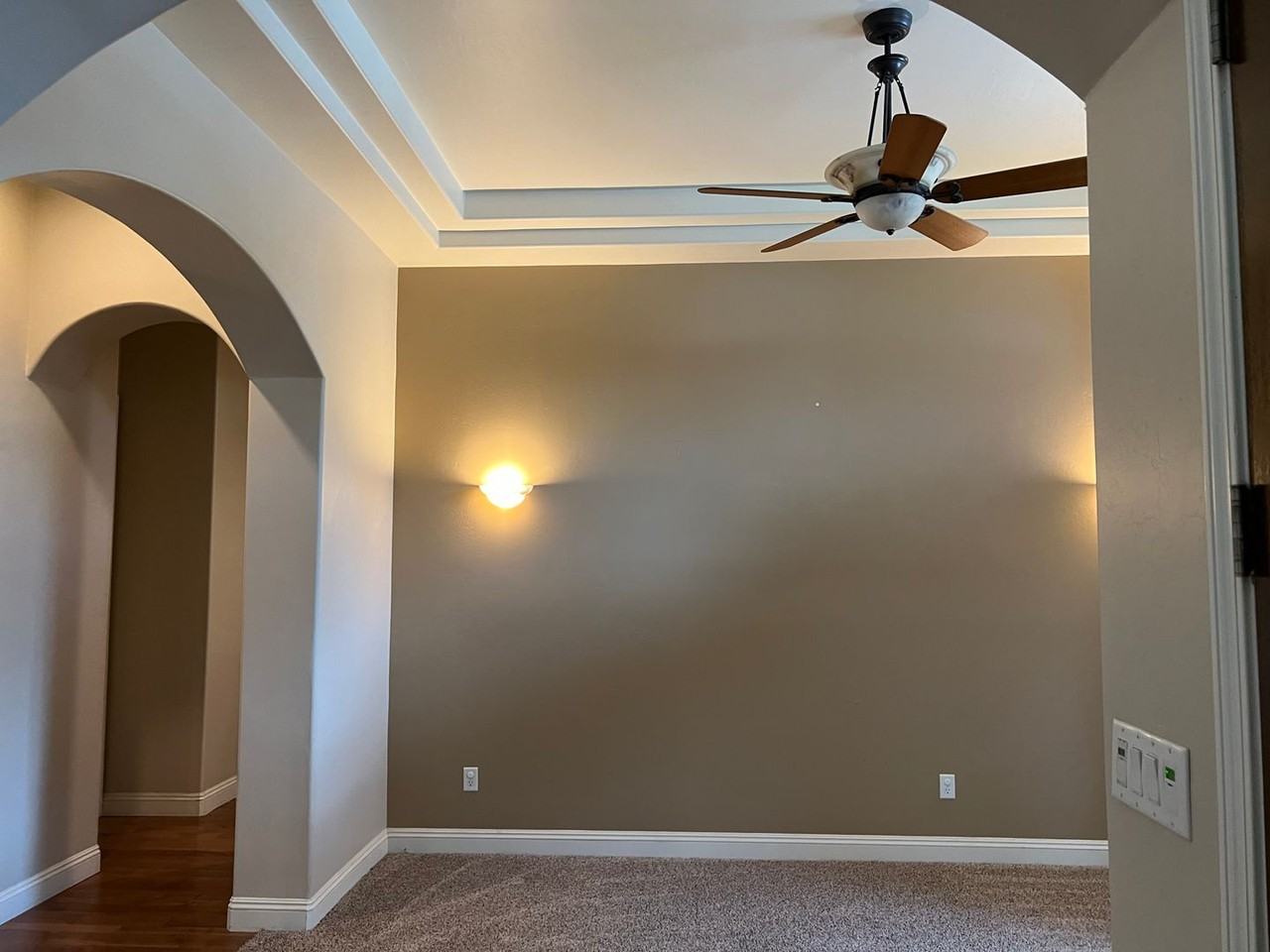 12409 Savonburg Dr - Photo 3 of 19