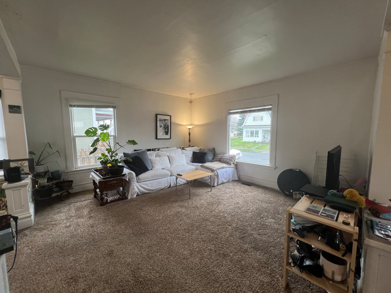1908 G St - Photo 3 of 9